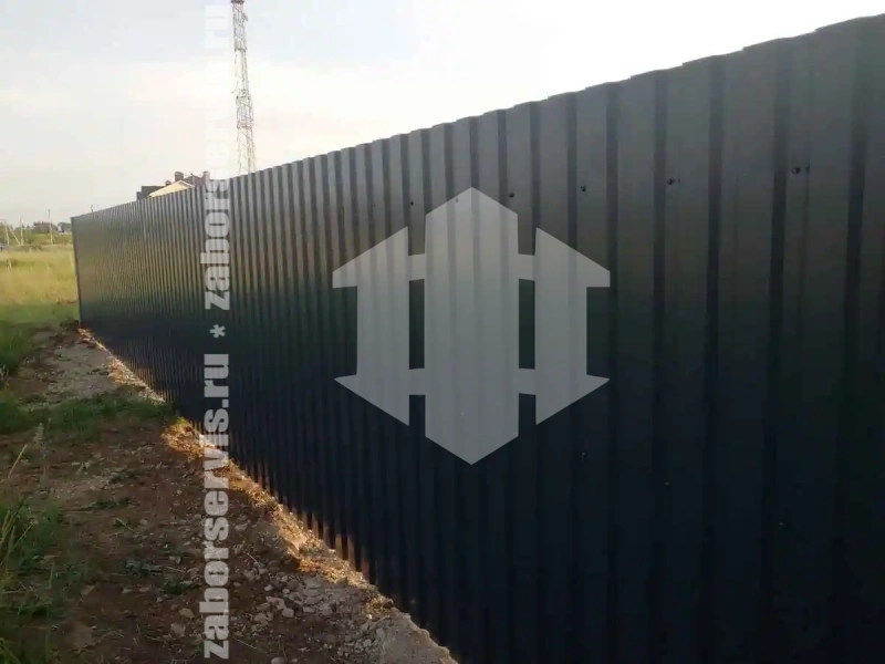 Забор из профнастила 86 метров синий