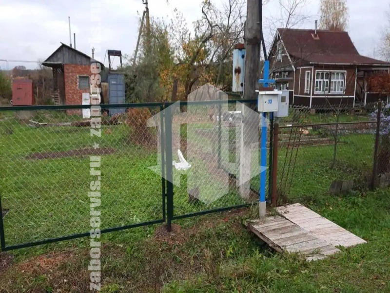 Забор из сетки рабицы с секциями 59 метров