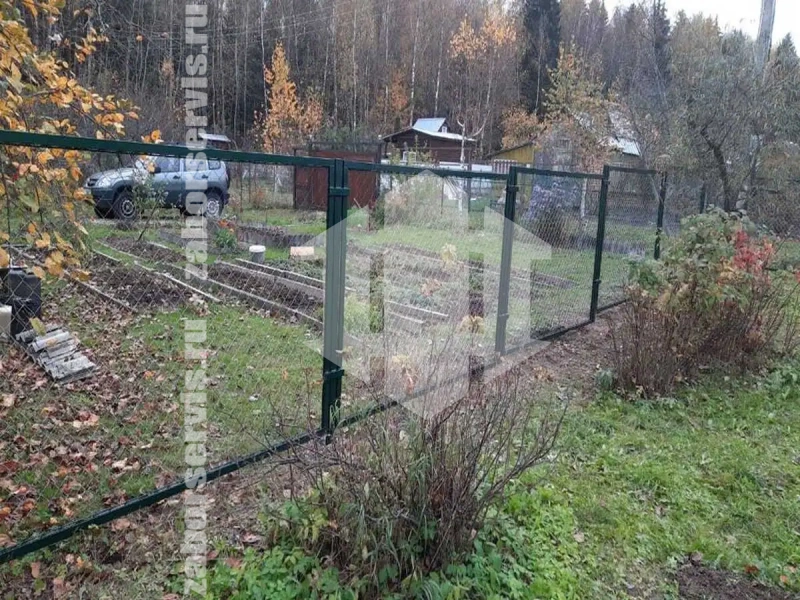 Забор из сетки рабицы с секциями 59 метров