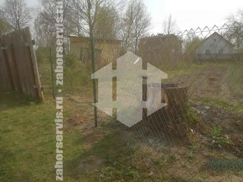 Забор из сетки рабицы с проволокой 99 метров