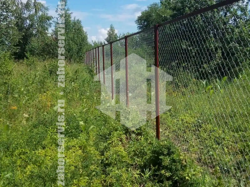 Забор из сетки рабицы секциями 38 метров