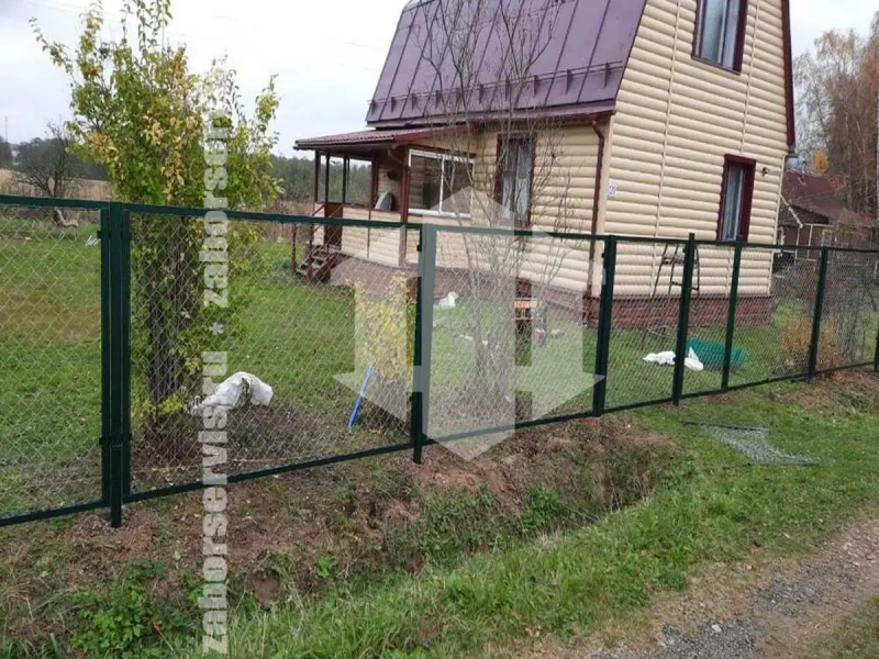 Забор из сетки рабицы с секциями 59 метров