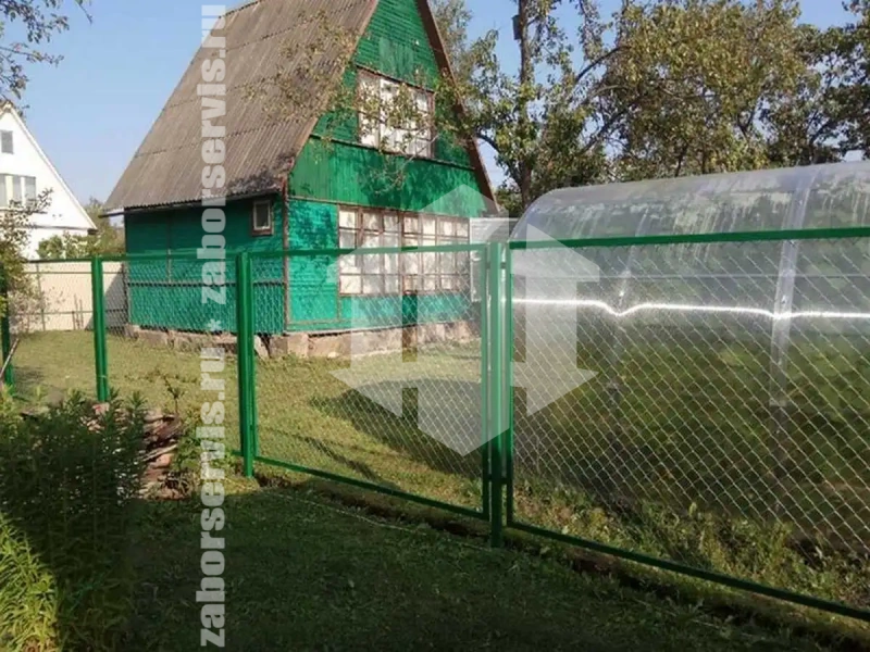 Забор из сетки рабицы в натяг секционный 6 соток