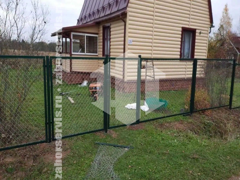 Забор из сетки рабицы с секциями 59 метров